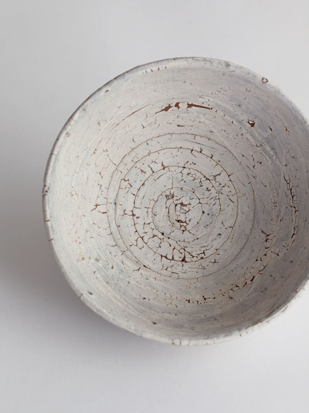 cracked slip chawan, inside