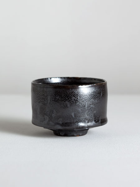 german chawan with metallic tenmoku glaze