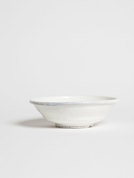 kohiki bowl with rolled-over rim