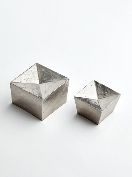 platinum tetra ashtrays